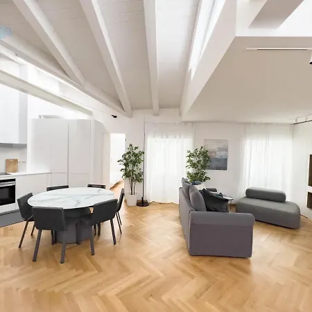 Tarabochia 8 Tirabora Short Rent Apartment Trieste Exterior photo