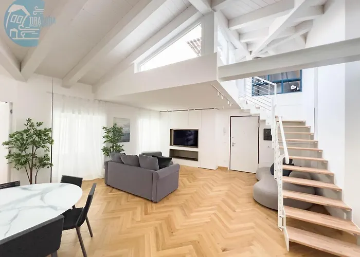 Tarabochia 8 Tirabora Short Rent